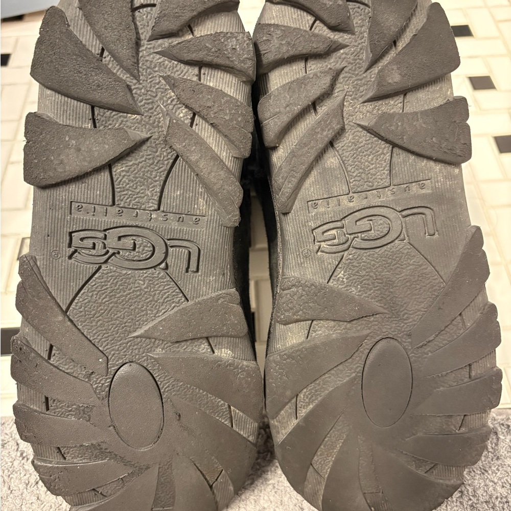 UGG Black Boots - Picture 4 of 7